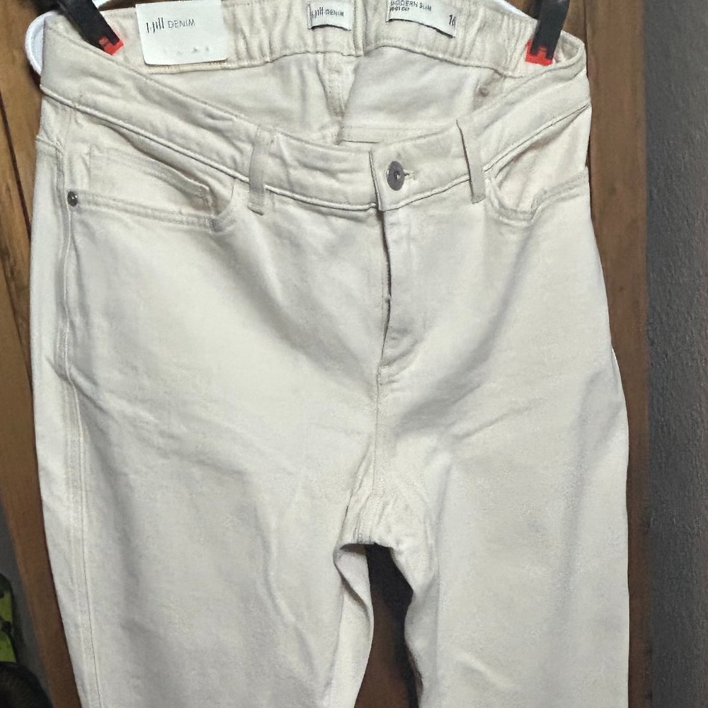 NEW! J Jill Denim Modern Slim Boot Cut Jeans Oatmeal Size 16 NWT orig-$109